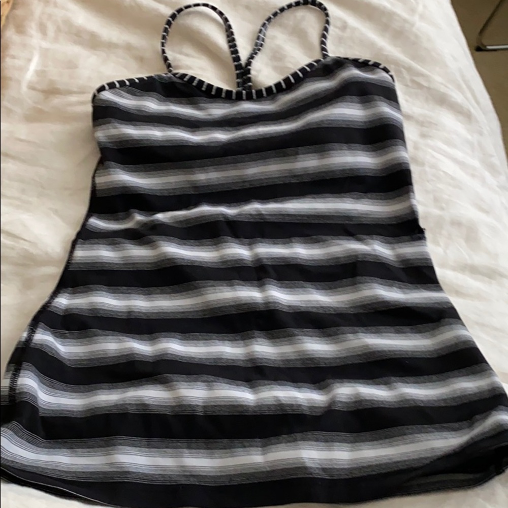 Lululemon athletic top